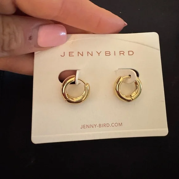 JENNY BIRD Toni Hinged Hoop Earrings - Small, Gold, BRAND NEW, $110 - Picture 7 of 9